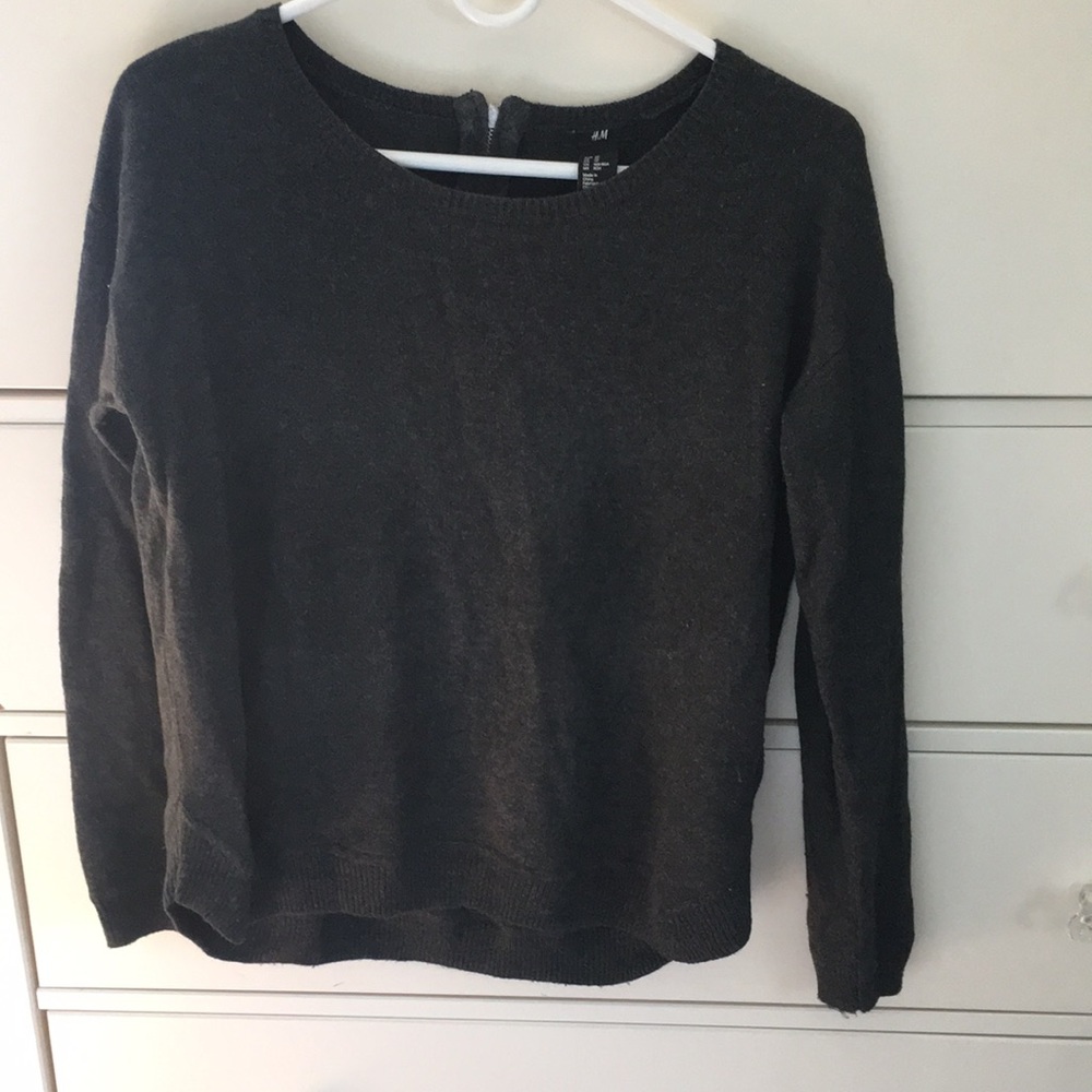 H&M Charcoal grey gray zipper back sweater